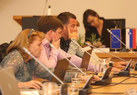 6. SEJA OBČINSKEGA SVETA 07 FOTO LJUBO VUKELIČ